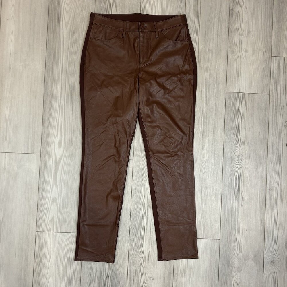 Chicos Pants Size 1 / US 8 Brown Faux Leather Front Ponte Back Stretch Classic